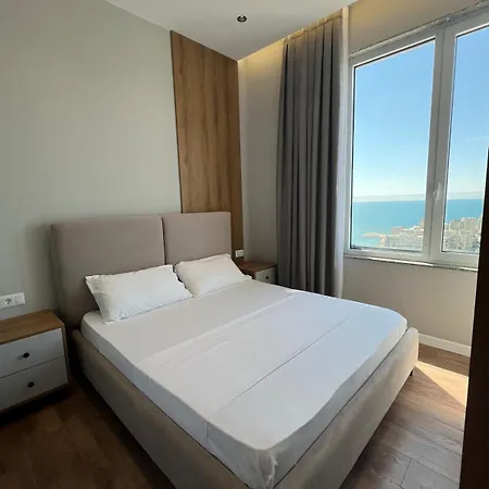 The Sky High - Sea History Apartment